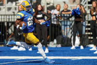 CFB_Southern_Connecticut_and_New_Haven_20230916_1735.jpg 09/16/2023 - New Haven Football vs SCSU College Football,NCAA Football,New Haven,Northeast-10 Conference,Southern Connecticut State,