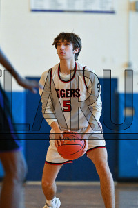TMHSBBB_vs_Aerospace_20241230_CM9_6107.jpg 12/30/2024 - TMHS Boys Basketball vs Aerospace CIAC,CT,Clarus Multimedia,Clarus Studios,Connecticut,High School,New England,athletics,sports,