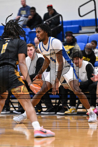 NewHavenMBB_vs_Adelphi_20250102_CM9_1562.jpg 01/02/2025 - New Haven Mens Basketball vs Adelphi Adelphi Panthers,Charge On,Chargers,Clarus Multimedia,Clarus Studios,D2,DII,Get Charged Up,NCAA,NE10,New England,New Haven,New Haven Chargers,Northeast 10,